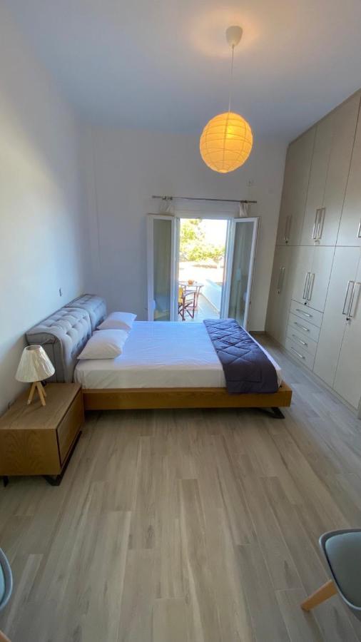 Ninemia Apartment Artemonas Luaran gambar